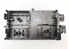 Recambio de caja reles / fusibles para opel insignia a sedán (g09) 2.0 cdti (69) referencia OEM IAM 13275882   2