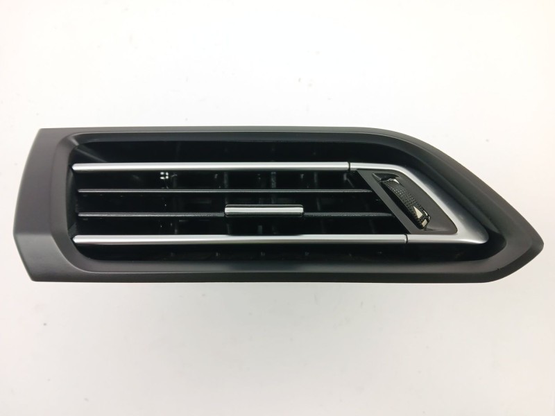 Recambio de rejilla aireadora para peugeot 308 ii (lb_, lp_, lw_, lh_, l3_) 1.2 thp 130 referencia OEM IAM 1303818XZD  