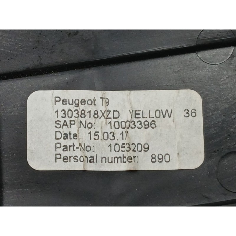 Recambio de rejilla aireadora para peugeot 308 ii (lb_, lp_, lw_, lh_, l3_) 1.2 thp 130 referencia OEM IAM 1303818XZD  