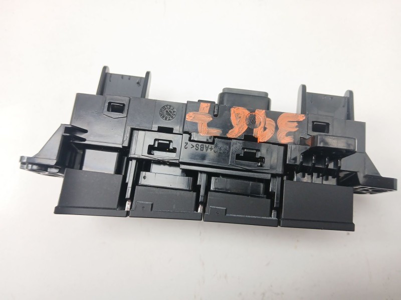 Recambio de interruptor para ssangyong korando (c300) 1.5 referencia OEM IAM 8580137010  6812F01000