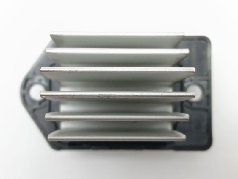 Recambio de resistencia calefaccion para ssangyong korando (c300) 1.5 referencia OEM IAM 6891837000  