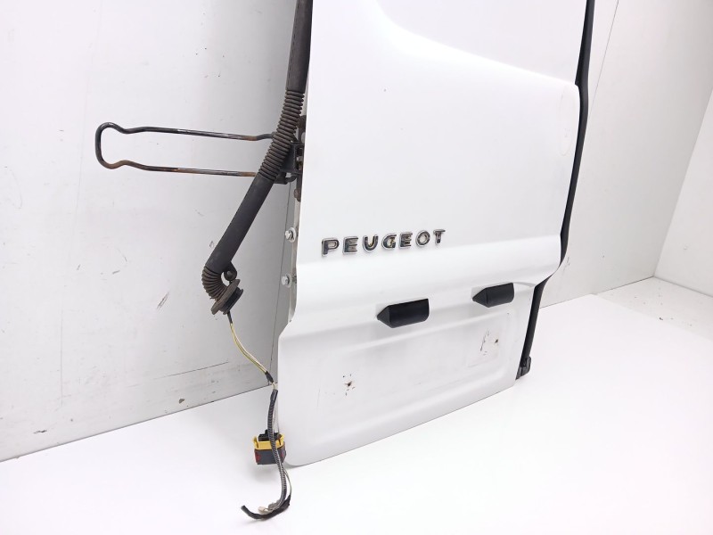 Recambio de puerta trasera izquierda para peugeot expert kasten furg. referencia OEM IAM   