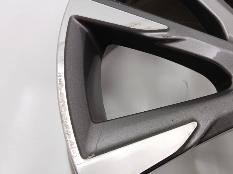 Recambio de llanta para volvo v60 i cross country (157) d4 polestar awd referencia OEM IAM 31381280  31381630