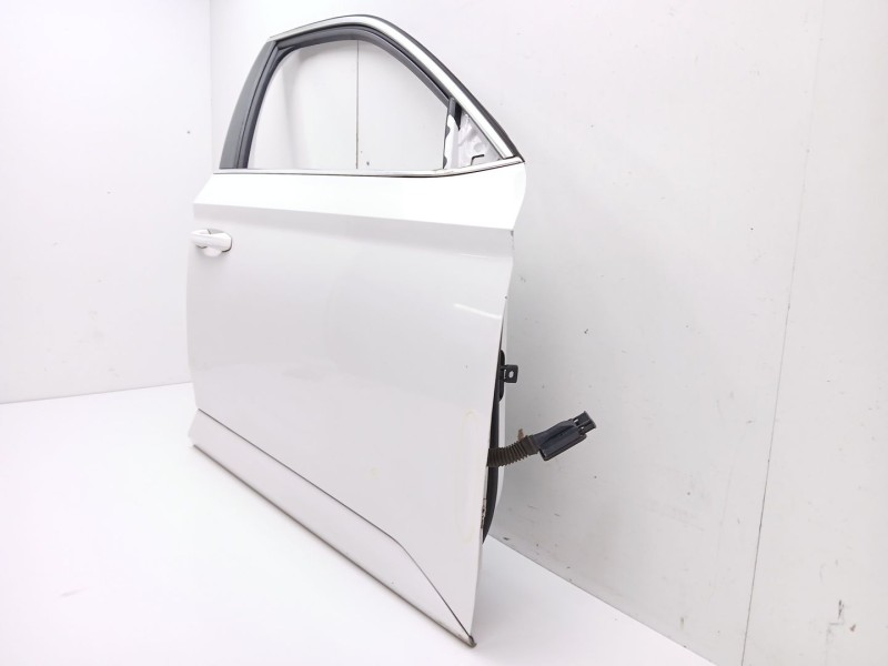 Recambio de puerta delantera derecha para skoda superb iii (3v3) 2.0 tdi referencia OEM IAM 3V0831312  3V0831056B