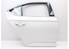 Recambio de puerta trasera derecha para skoda superb iii (3v3) 2.0 tdi referencia OEM IAM 3V5833056B  