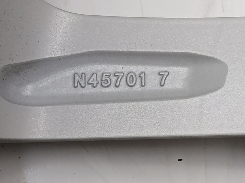 Recambio de llanta para nissan juke (f15) acenta referencia OEM IAM N457017  