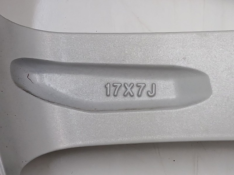 Recambio de llanta para nissan juke (f15) acenta referencia OEM IAM N457017  