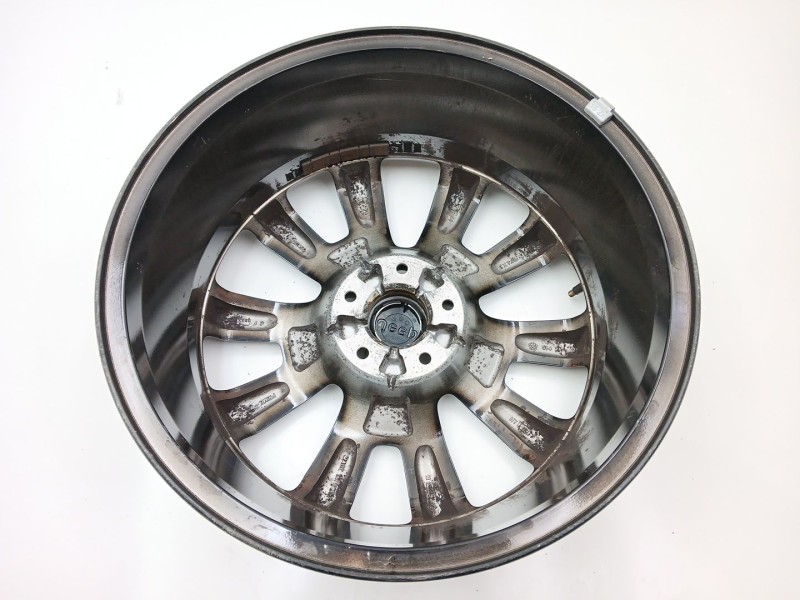 Recambio de llanta para jeep cherokee (kl) 2.2 crd 4x4 referencia OEM IAM 5SN87TRMAB  