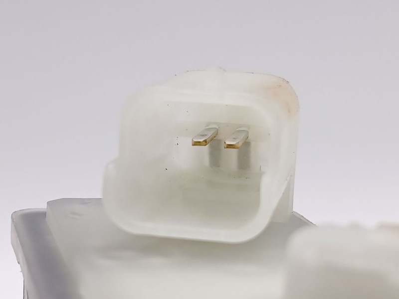 Recambio de tapa exterior combustible para renault arkana i (lcm_, ldn_) 1.6 e-tech 145 (ldmu) referencia OEM IAM 781207870R  78