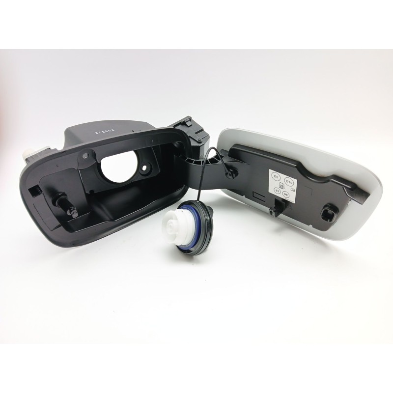 Recambio de tapa exterior combustible para renault arkana i (lcm_, ldn_) 1.6 e-tech 145 (ldmu) referencia OEM IAM 781207870R  78