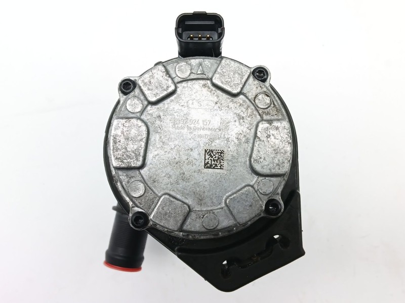 Recambio de bomba agua para renault arkana i (lcm_, ldn_) 1.6 e-tech 145 (ldmu) referencia OEM IAM 210117802R  0392024157