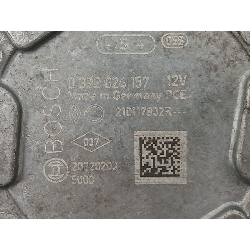 Recambio de bomba agua para renault arkana i (lcm_, ldn_) 1.6 e-tech 145 (ldmu) referencia OEM IAM 210117802R  0392024157