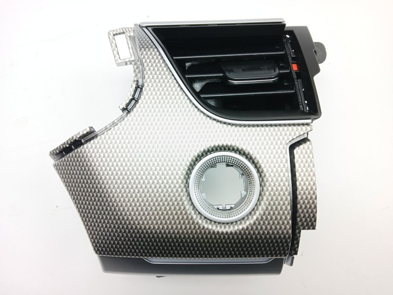 Recambio de rejilla aireadora para renault arkana i (lcm_, ldn_) 1.6 e-tech 145 (ldmu) referencia OEM IAM 683100329R  