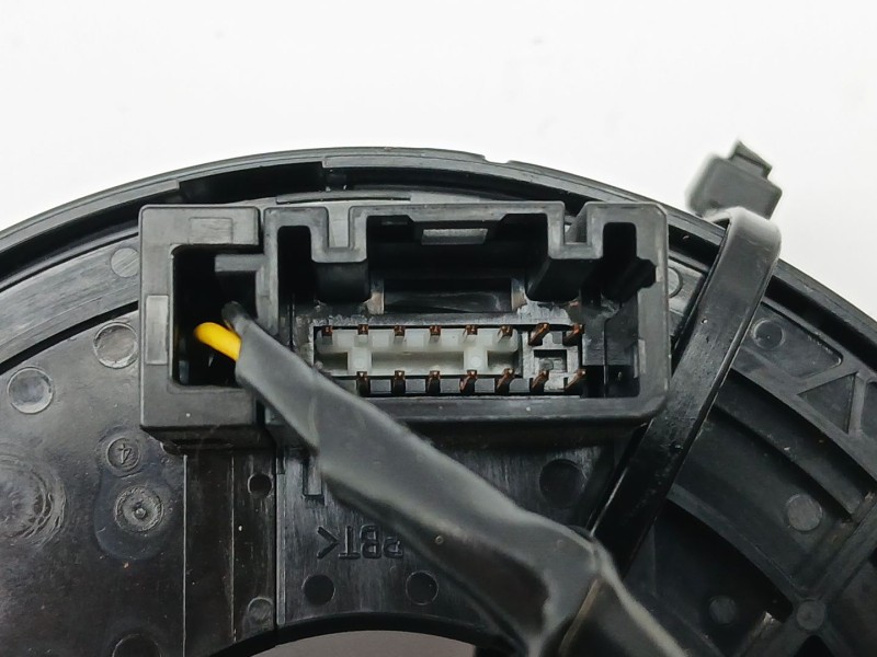 Recambio de anillo airbag para dacia sandero iii 1.0 sce 65 referencia OEM IAM 255543182R  