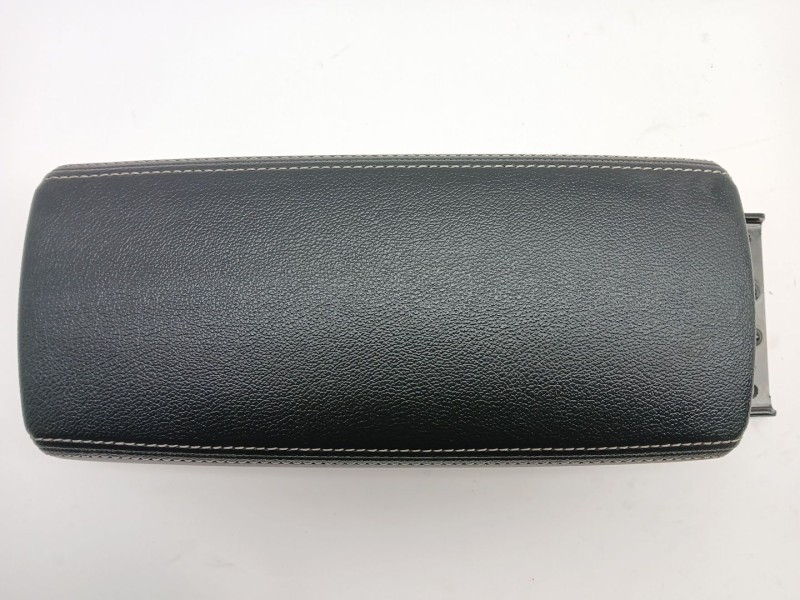 Recambio de apoyabrazos central para renault arkana i (lcm_, ldn_) 1.6 e-tech 145 (ldmu) referencia OEM IAM 969205097R  