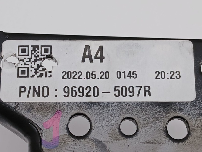 Recambio de apoyabrazos central para renault arkana i (lcm_, ldn_) 1.6 e-tech 145 (ldmu) referencia OEM IAM 969205097R  