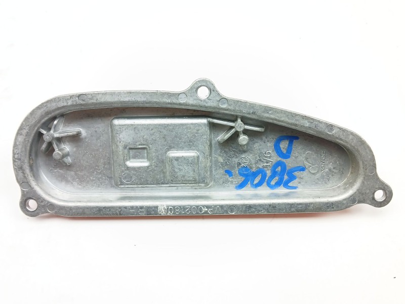 Recambio de centralita faros xenon para dacia sandero iii 1.0 sce 65 referencia OEM IAM VP00218061  