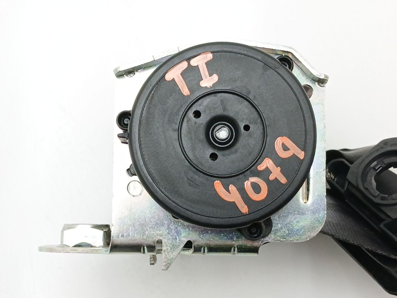 Recambio de cinturon seguridad trasero izquierdo para opel corsa e (x15) 1.3 cdti (08, 68) referencia OEM IAM 13427752  13427731