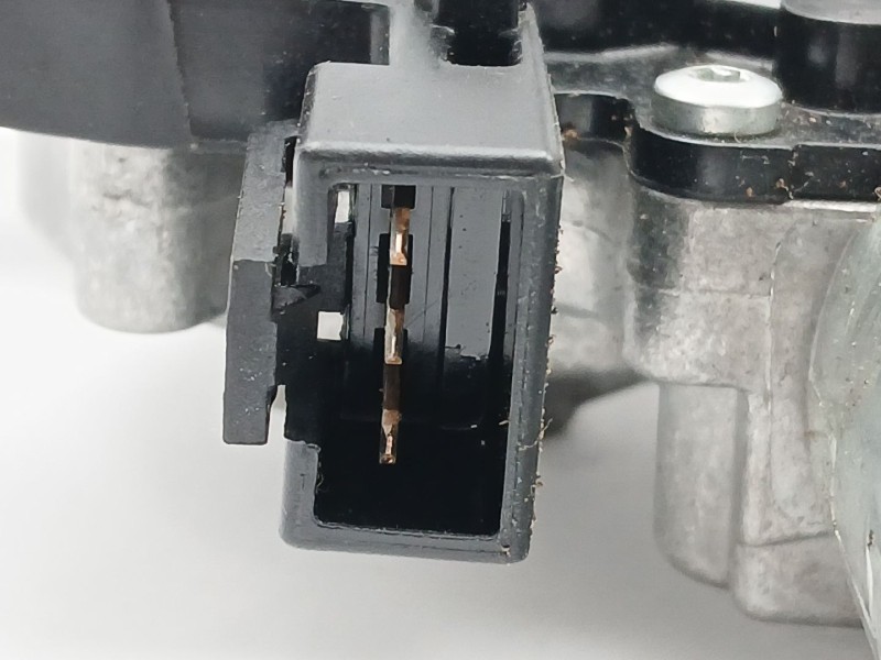 Recambio de motor limpia trasero para opel corsa e (x15) 1.3 cdti (08, 68) referencia OEM IAM 39045012  0390205011