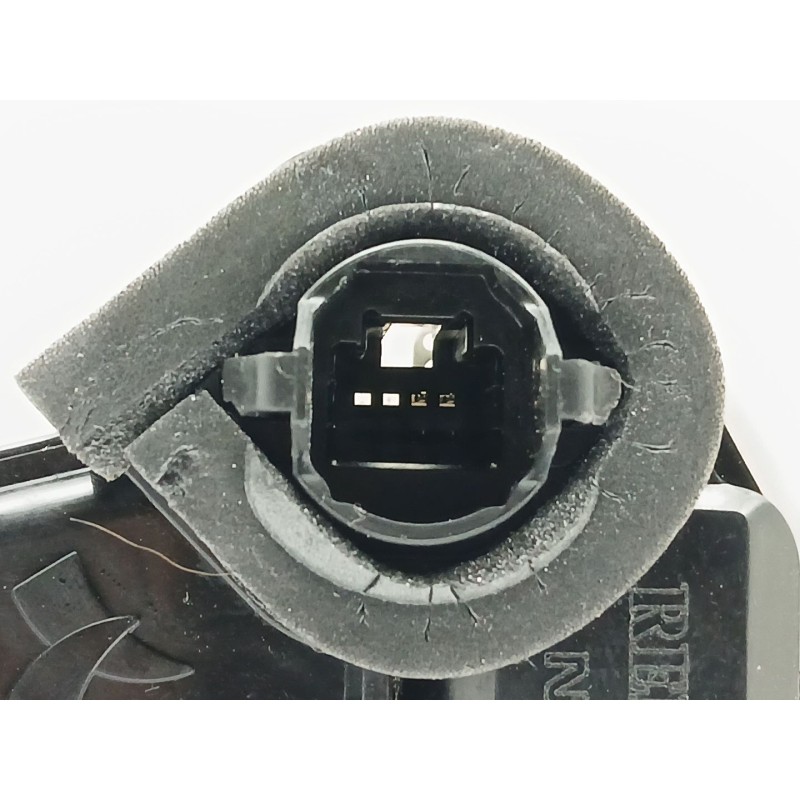 Recambio de cerradura puerta trasera derecha para renault arkana i (lcm_, ldn_) 1.6 e-tech 145 (ldmu) referencia OEM IAM 8250273