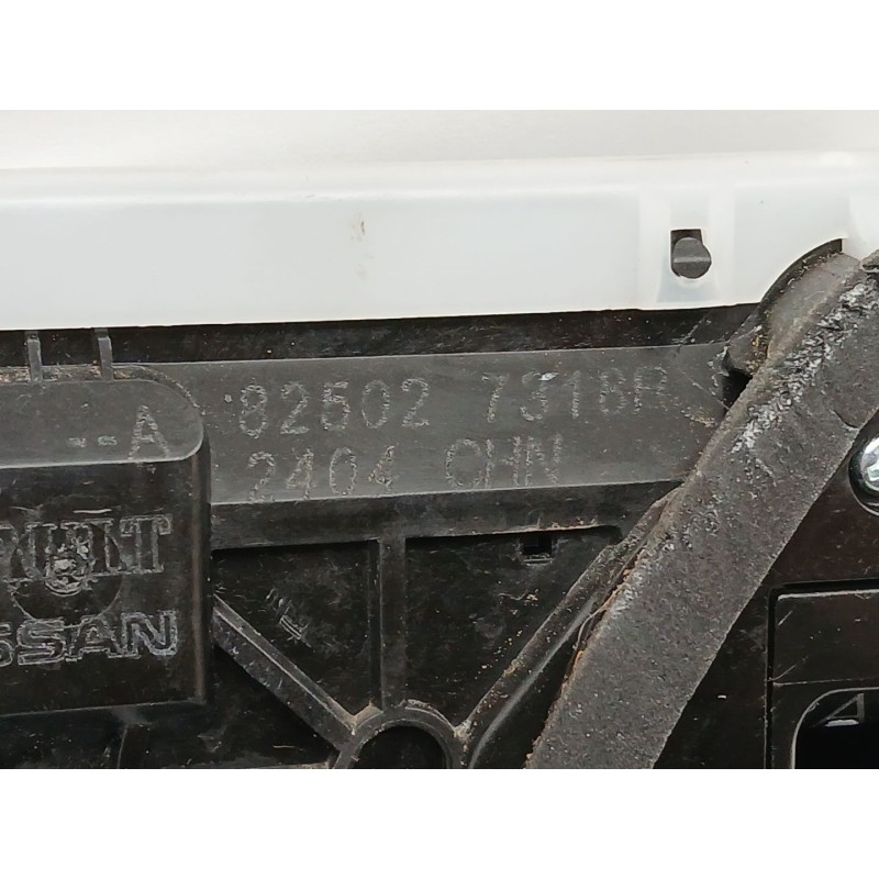 Recambio de cerradura puerta trasera derecha para renault arkana i (lcm_, ldn_) 1.6 e-tech 145 (ldmu) referencia OEM IAM 8250273