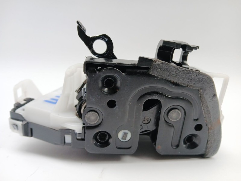 Recambio de cerradura puerta trasera izquierda para renault arkana i (lcm_, ldn_) 1.6 e-tech 145 (ldmu) referencia OEM IAM 82503