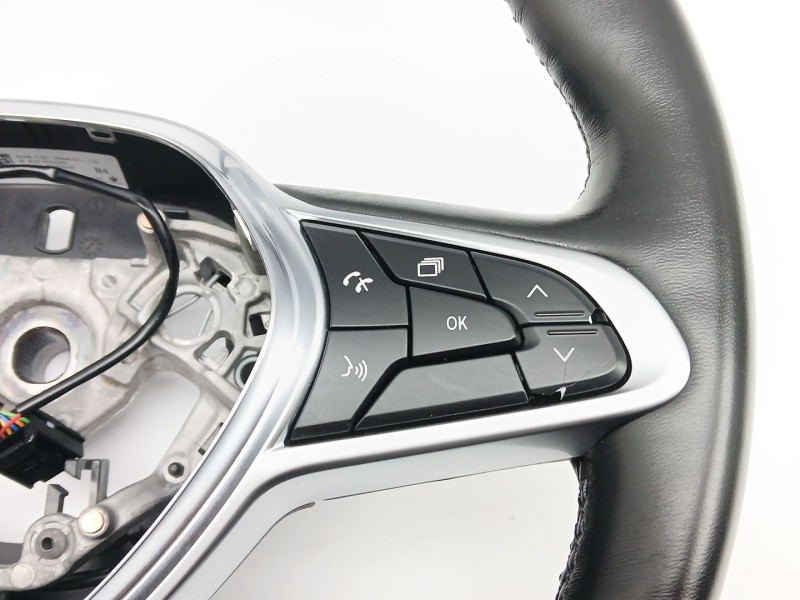 Recambio de volante para renault arkana i (lcm_, ldn_) 1.6 e-tech 145 (ldmu) referencia OEM IAM 484003656R  