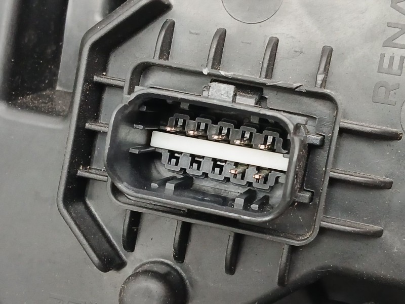 Recambio de faro izquierdo para renault arkana i (lcm_, ldn_) 1.6 e-tech 145 (ldmu) referencia OEM IAM 260603632R  