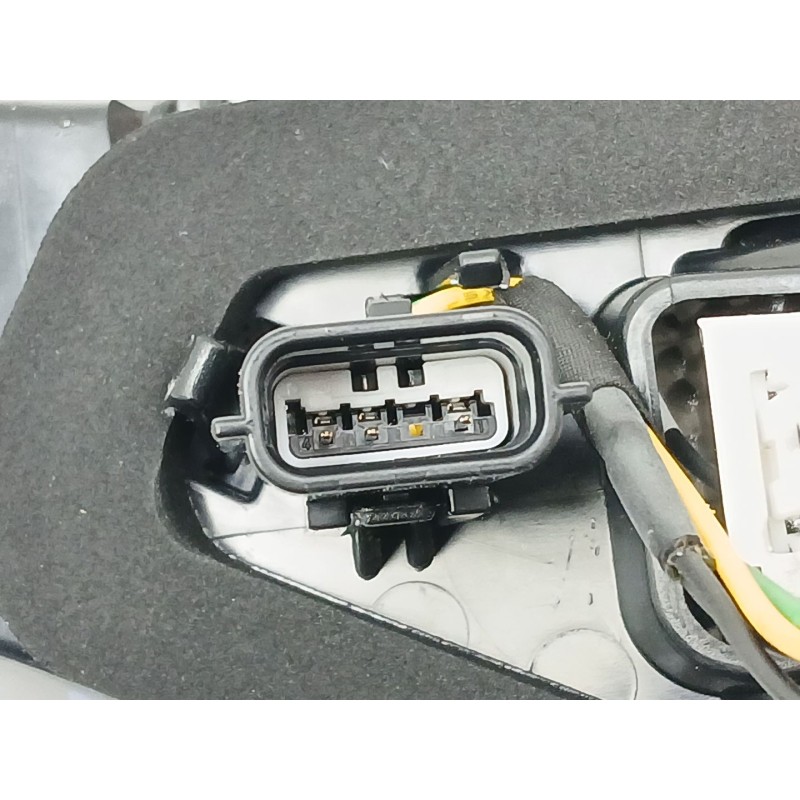 Recambio de piloto trasero izquierdo interior para renault arkana i (lcm_, ldn_) 1.6 e-tech 145 (ldmu) referencia OEM IAM 265556