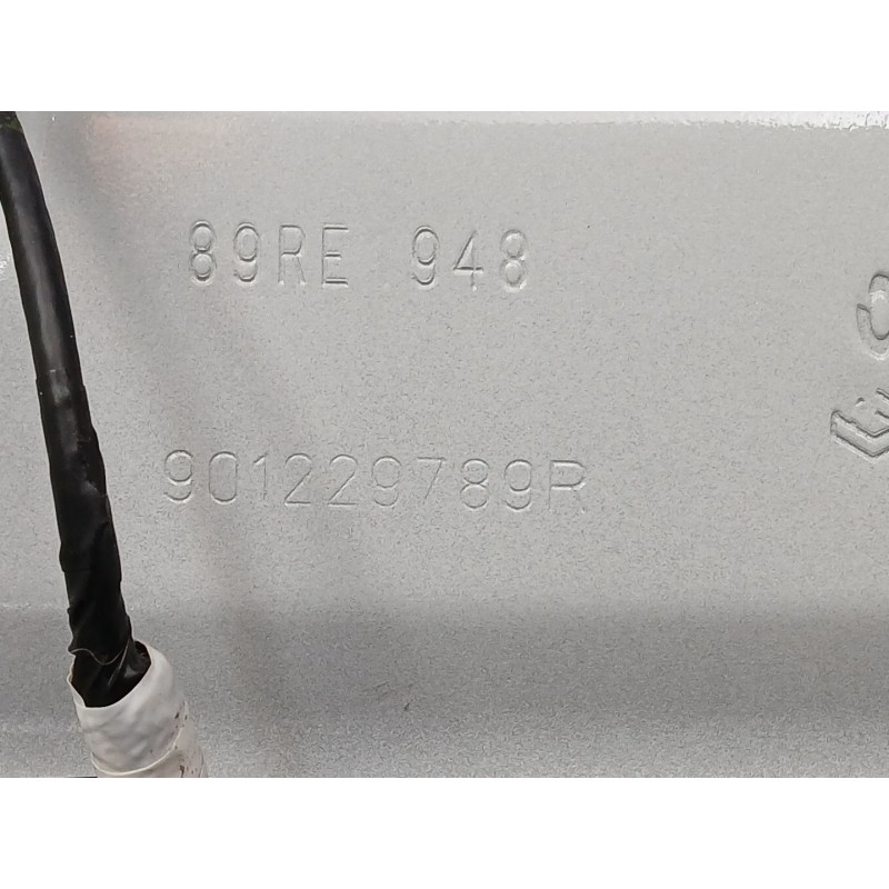 Recambio de porton trasero para renault arkana i (lcm_, ldn_) 1.6 e-tech 145 (ldmu) referencia OEM IAM 901009228R  901229789R