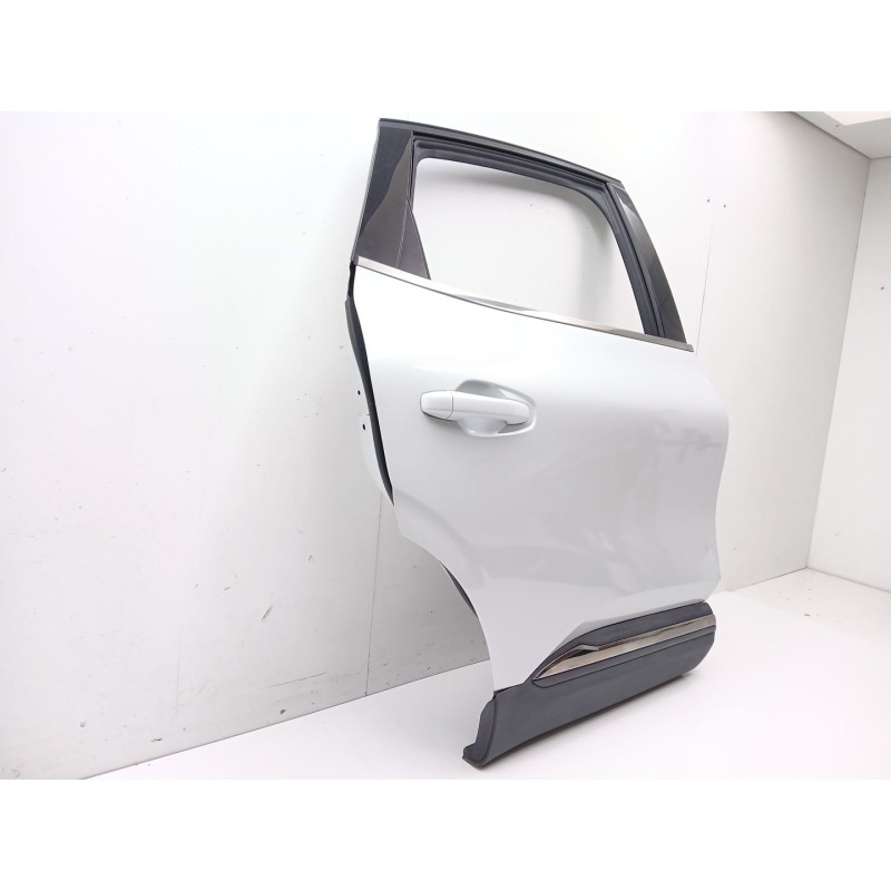 Recambio de puerta trasera derecha para renault arkana i (lcm_, ldn_) 1.6 e-tech 145 (ldmu) referencia OEM IAM 821122956R  