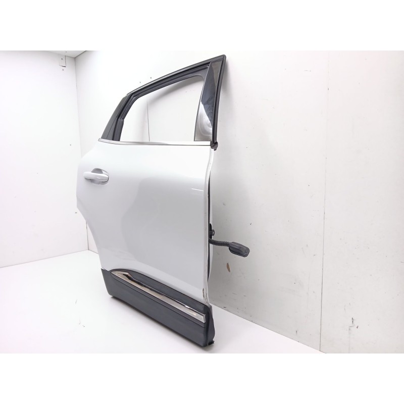 Recambio de puerta trasera derecha para renault arkana i (lcm_, ldn_) 1.6 e-tech 145 (ldmu) referencia OEM IAM 821122956R  