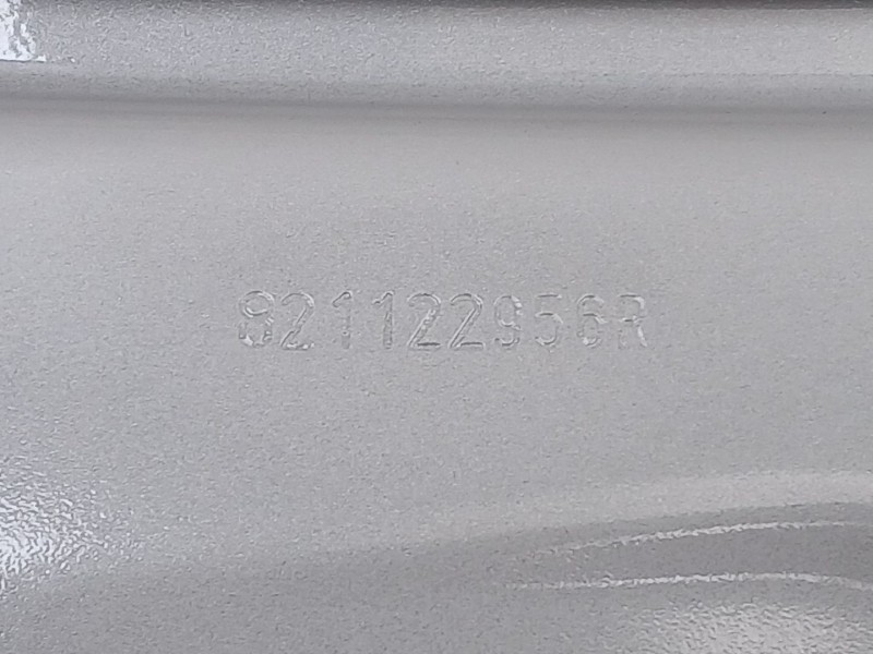 Recambio de puerta trasera derecha para renault arkana i (lcm_, ldn_) 1.6 e-tech 145 (ldmu) referencia OEM IAM 821122956R  