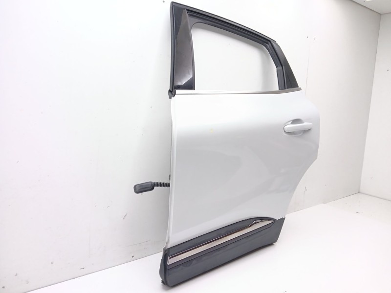 Recambio de puerta trasera izquierda para renault arkana i (lcm_, ldn_) 1.6 e-tech 145 (ldmu) referencia OEM IAM 821014757R  821