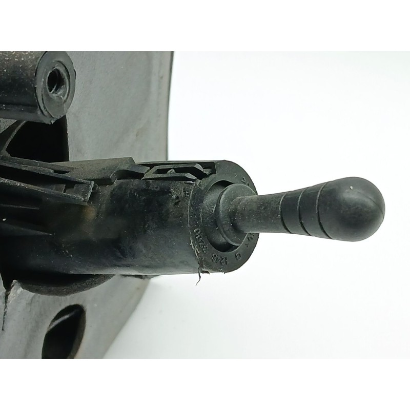 Recambio de retrovisor izquierdo para renault twingo ii (cn0_) 1.2 16v (cn04, cn0a, cn0b) referencia OEM IAM 7701067332  