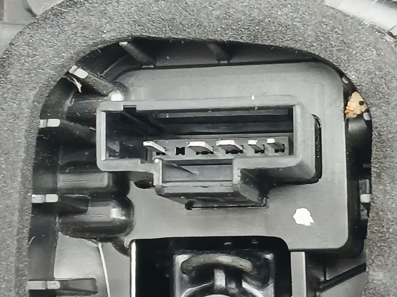 Recambio de piloto trasero izquierdo para dacia sandero iii 1.0 sce 65 referencia OEM IAM 265558235R  