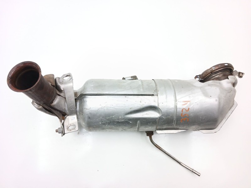 Recambio de catalizador para opel corsa f elegance referencia OEM IAM 9825522080  