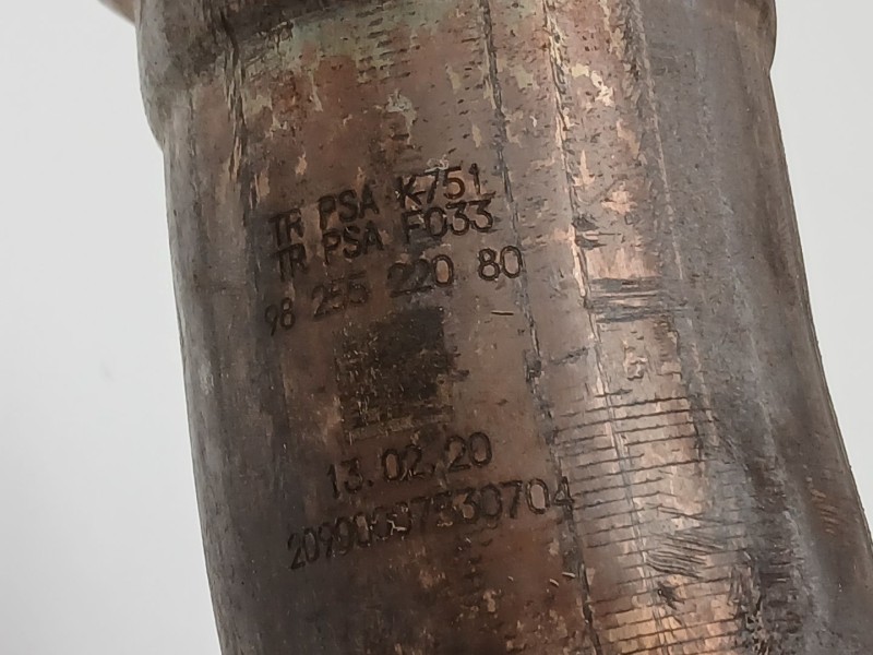 Recambio de catalizador para opel corsa f elegance referencia OEM IAM 9825522080  