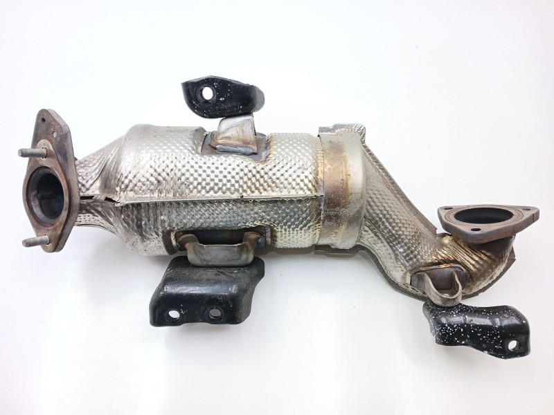 Recambio de catalizador para ssangyong korando (c300) 1.5 referencia OEM IAM 2421135630  