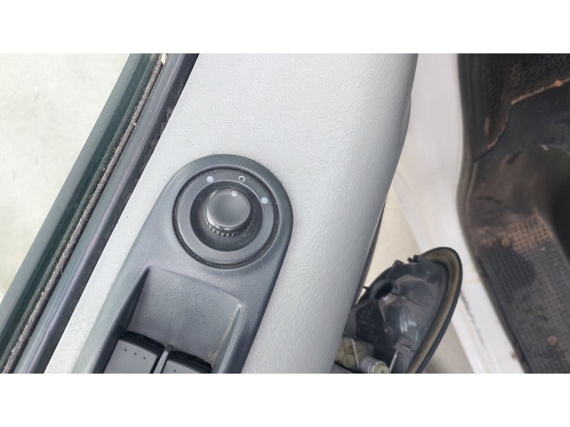 renault trafic ii autobús (jl) del año 2009