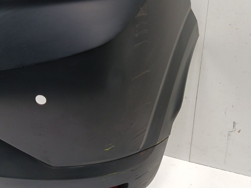 Recambio de paragolpes trasero para dacia sandero iii 1.0 sce 65 referencia OEM IAM 850232562R  