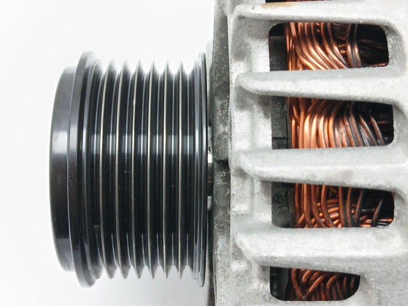 Recambio de alternador para hyundai i20 i (pb, pbt) 1.2 referencia OEM IAM 3730003365  