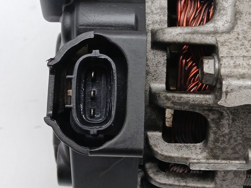 Recambio de alternador para kia rio iii (ub) 1.25 cvvt referencia OEM IAM 3730003350 2614287 