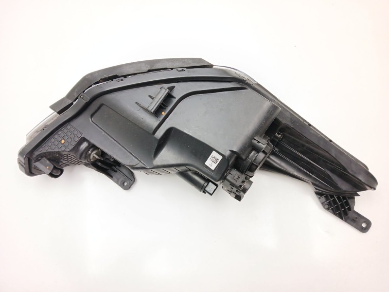 Recambio de faro izquierdo para hyundai i20 i (pb, pbt) 1.2 referencia OEM IAM 92101C8000  