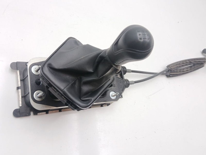 Recambio de palanca cambio para seat ibiza iv (6j5, 6p1) 1.0 referencia OEM IAM 6C0711061A 1S0711789B 