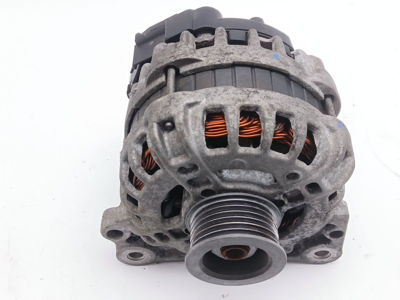 Recambio de alternador para seat ibiza iv (6j5, 6p1) 1.0 referencia OEM IAM 04C903023H  