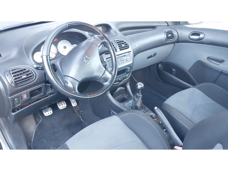 peugeot 206 cc (2d) del año 2002