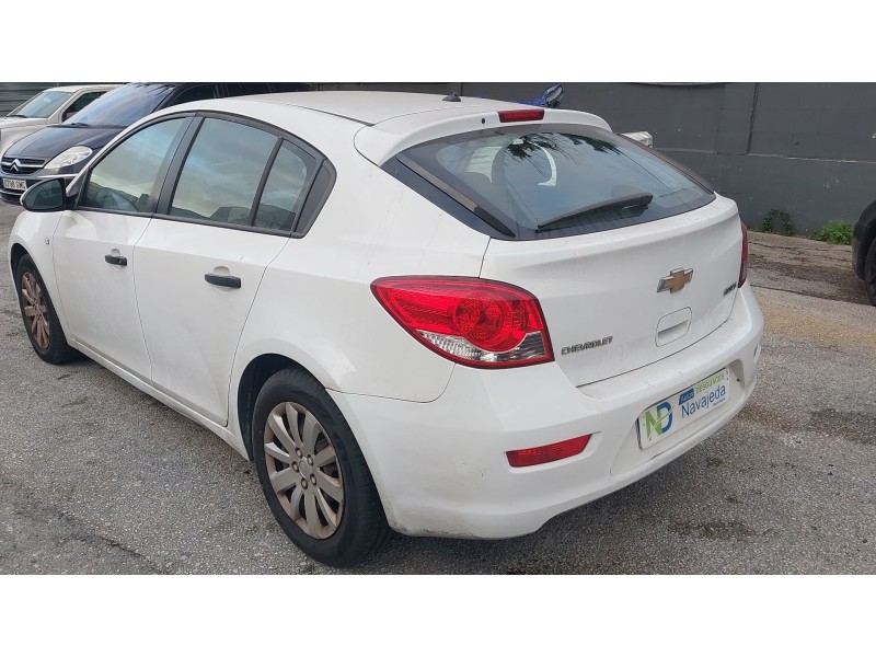 chevrolet cruze hatchback (j305) del año 2011