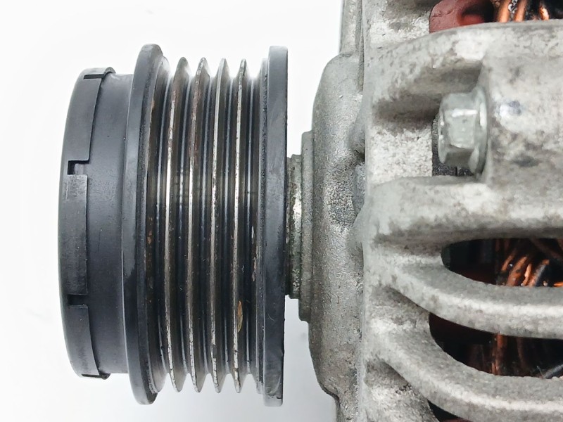 Recambio de alternador para kia carnival ii (gq) 2.9 crdi referencia OEM IAM TA000A56901  