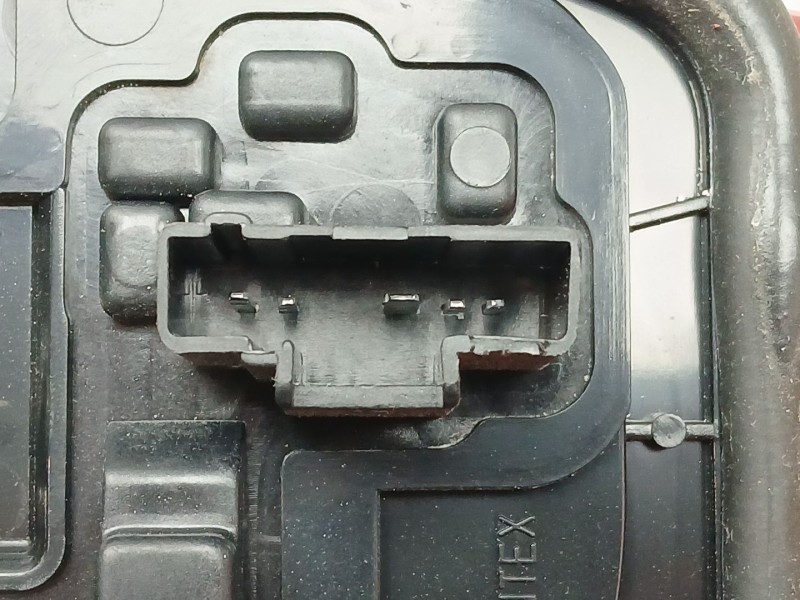 Recambio de piloto trasero derecho para peugeot 206 cc (2d) 2.0 s16 referencia OEM IAM 6351N7  